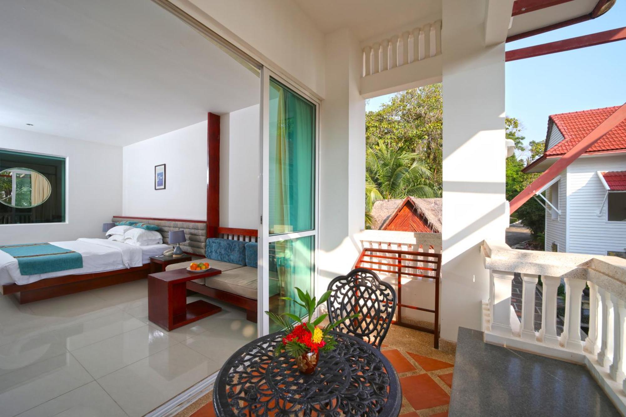 Independence Hotel Resort y Spa Sihanoukville Exterior foto