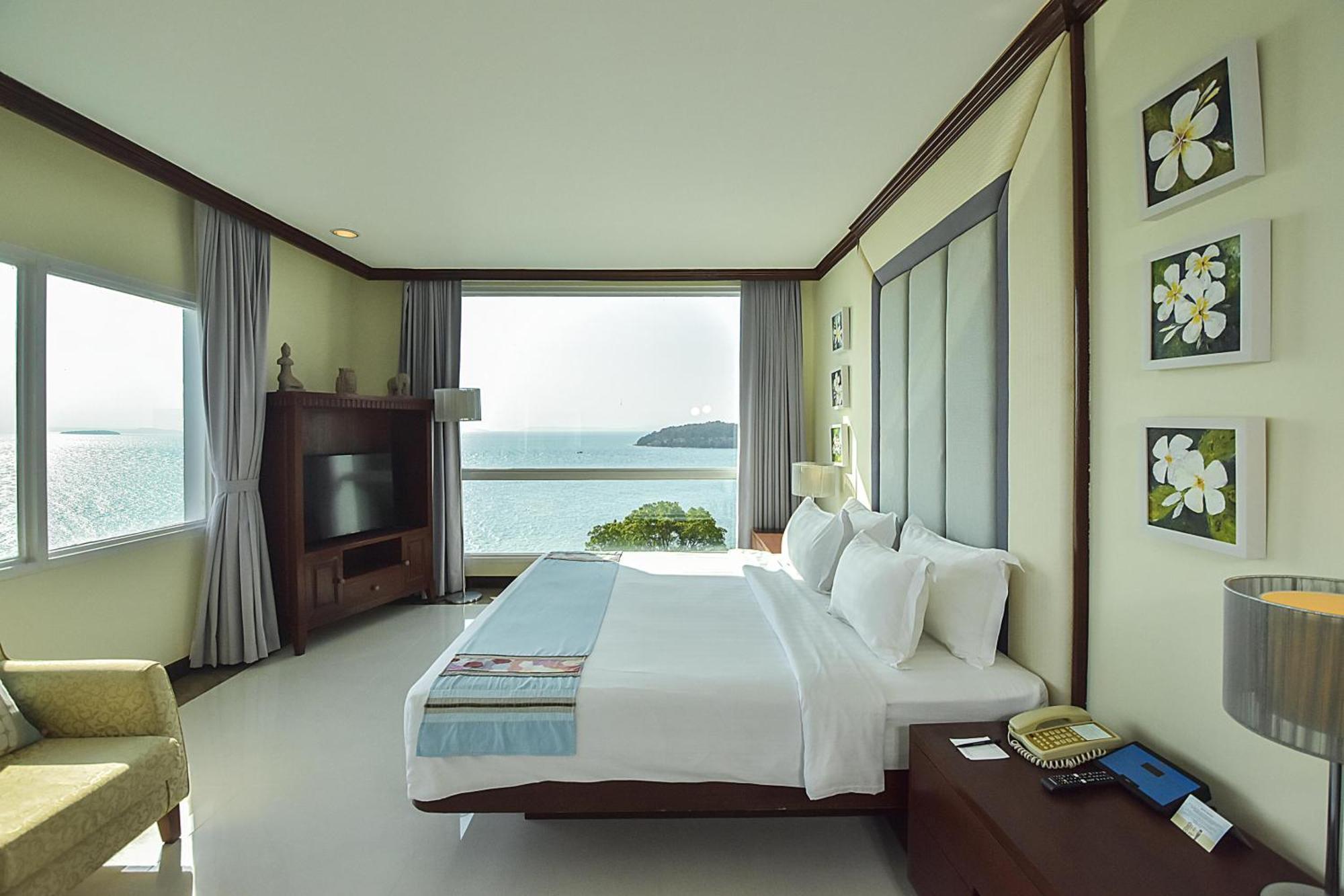 Independence Hotel Resort y Spa Sihanoukville Exterior foto
