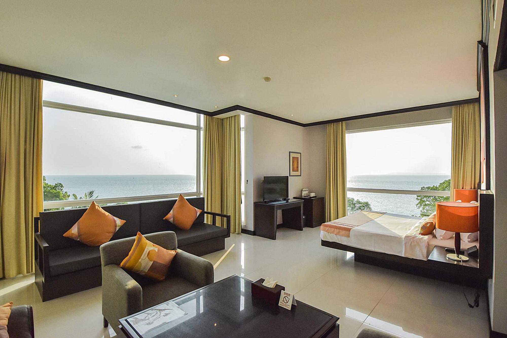 Independence Hotel Resort y Spa Sihanoukville Exterior foto