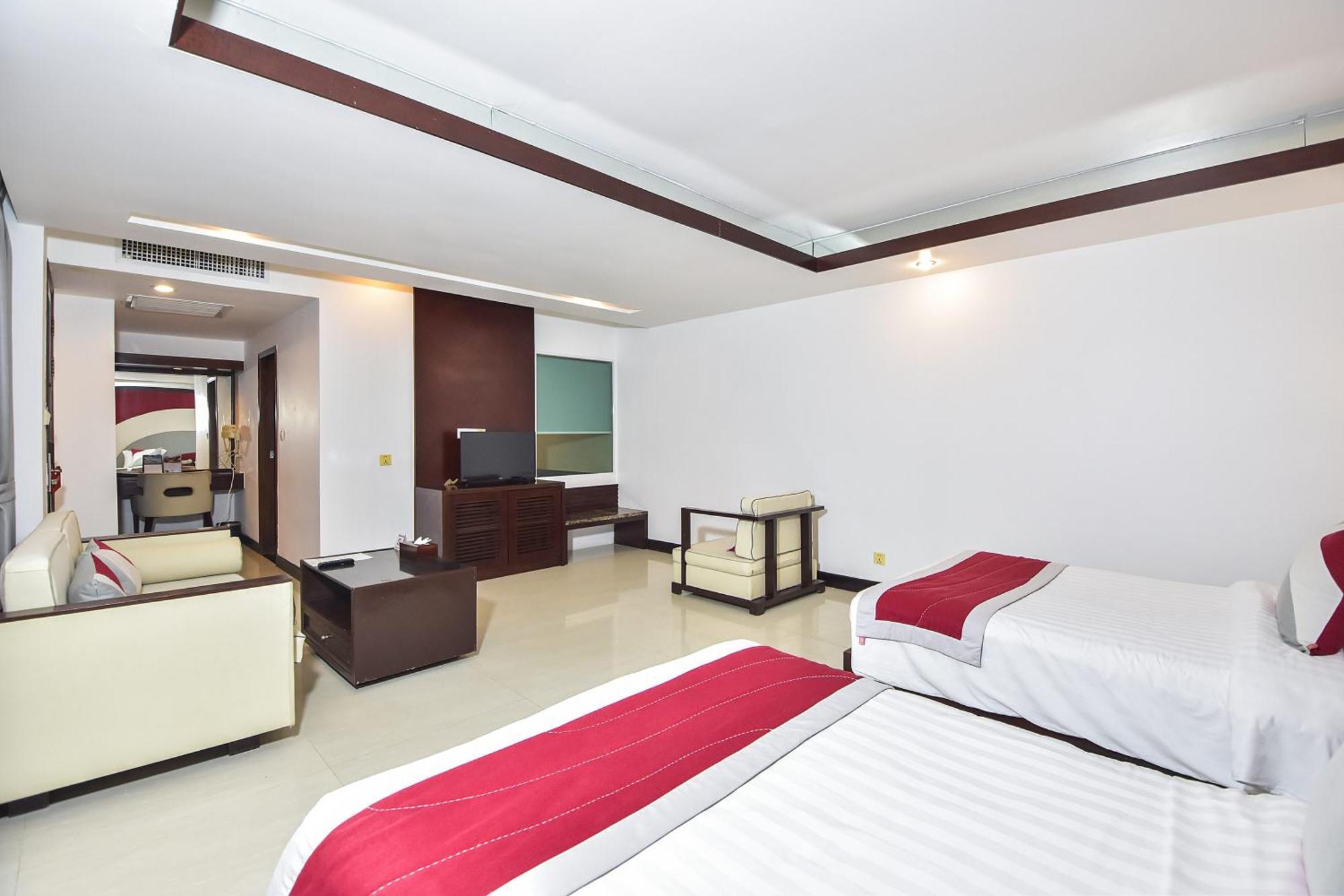 Independence Hotel Resort y Spa Sihanoukville Exterior foto