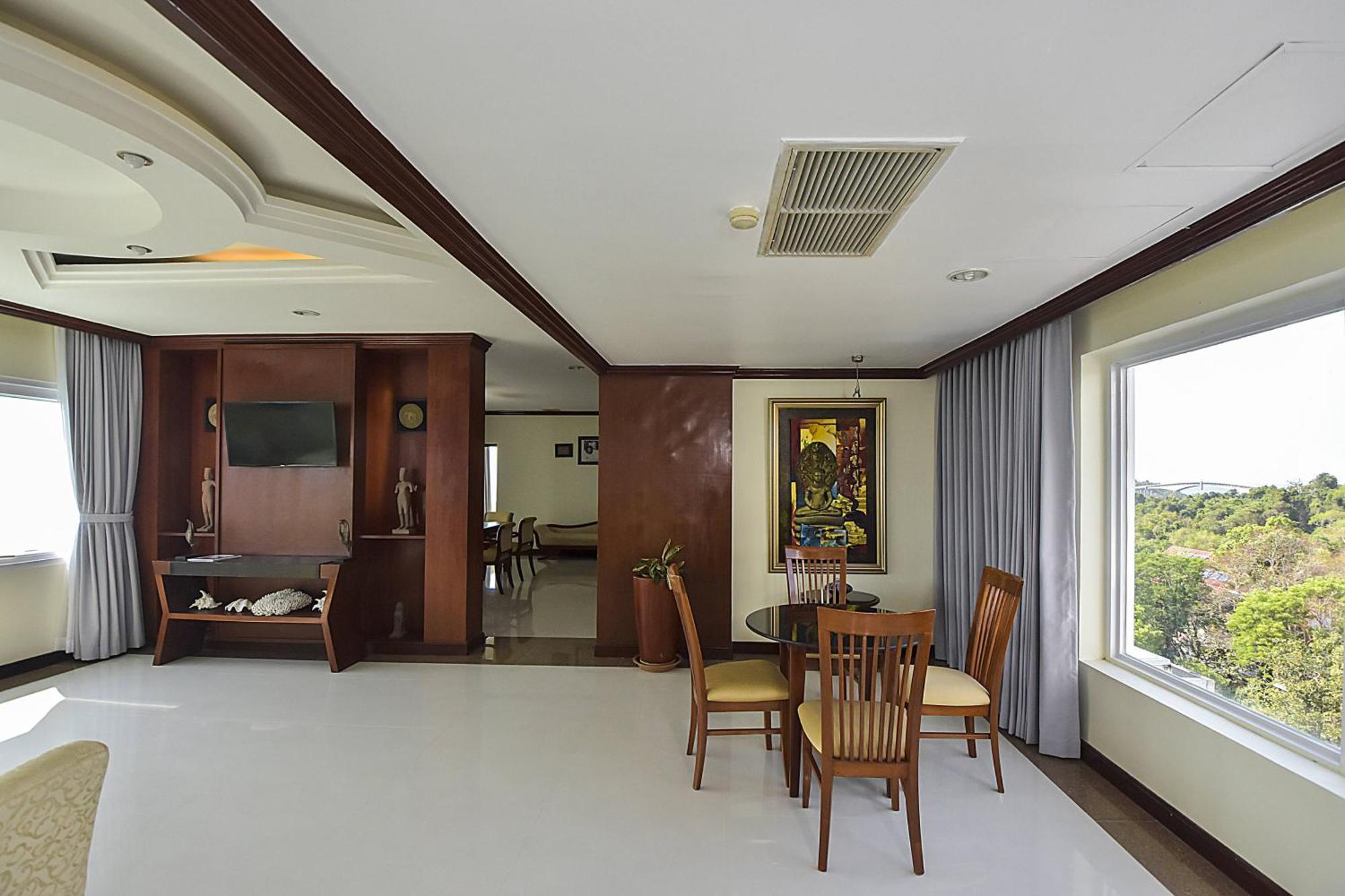 Independence Hotel Resort y Spa Sihanoukville Exterior foto