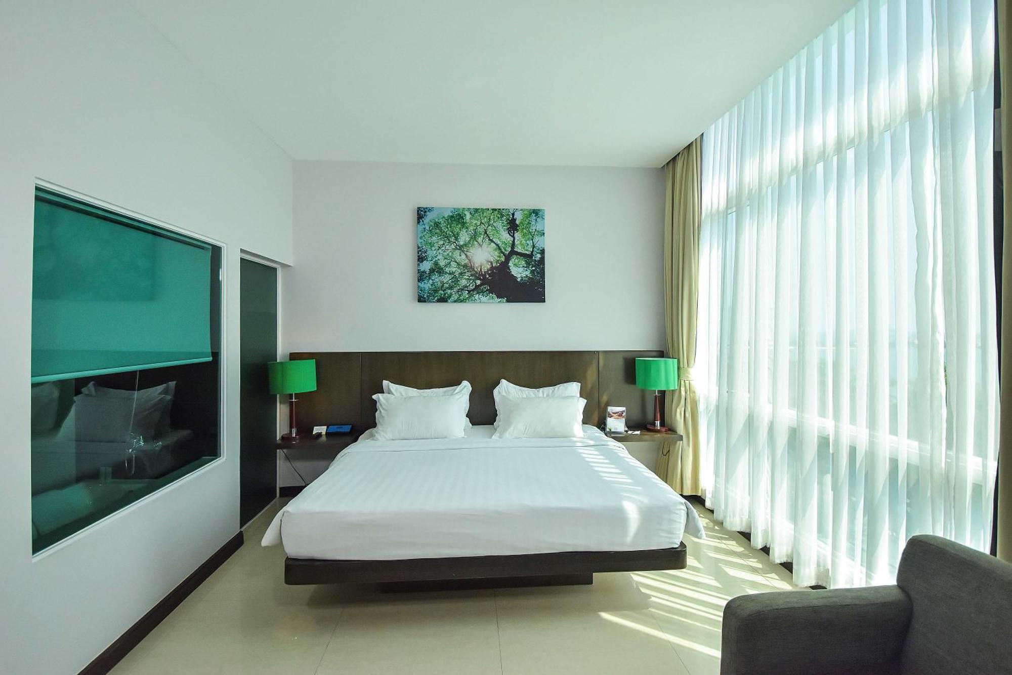 Independence Hotel Resort y Spa Sihanoukville Exterior foto